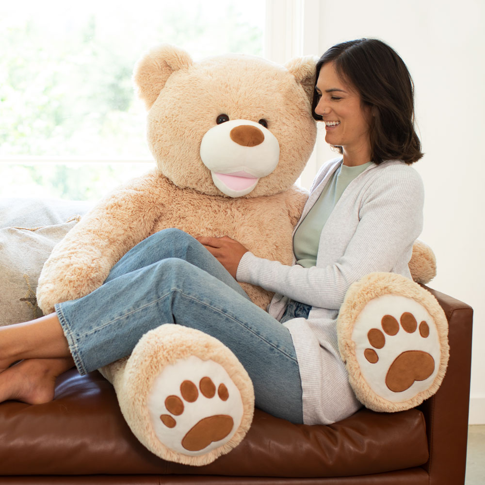 4 Ft. Bubba The Huggable Giant Teddy Bear